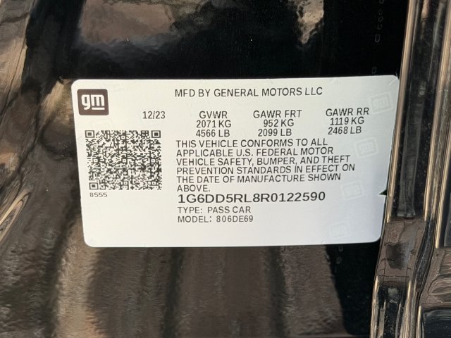 Used 2024 Cadillac CT4 V w/ Navigation Package RWD image 32