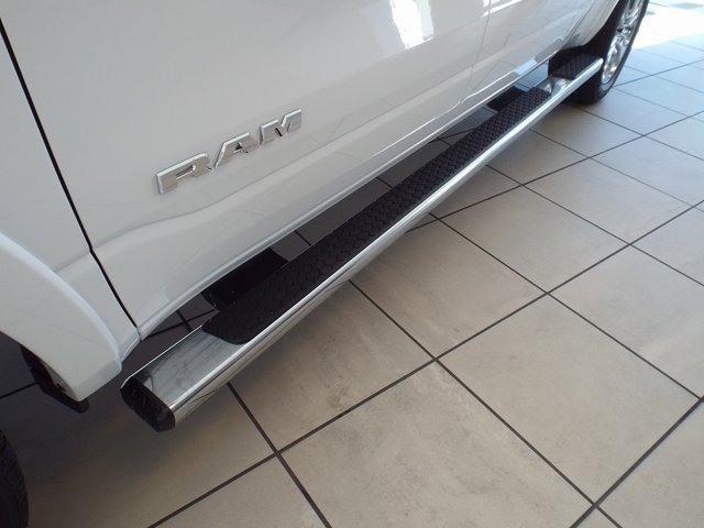 New 2026 RAM 1500 4x4 Crew Cab image 25