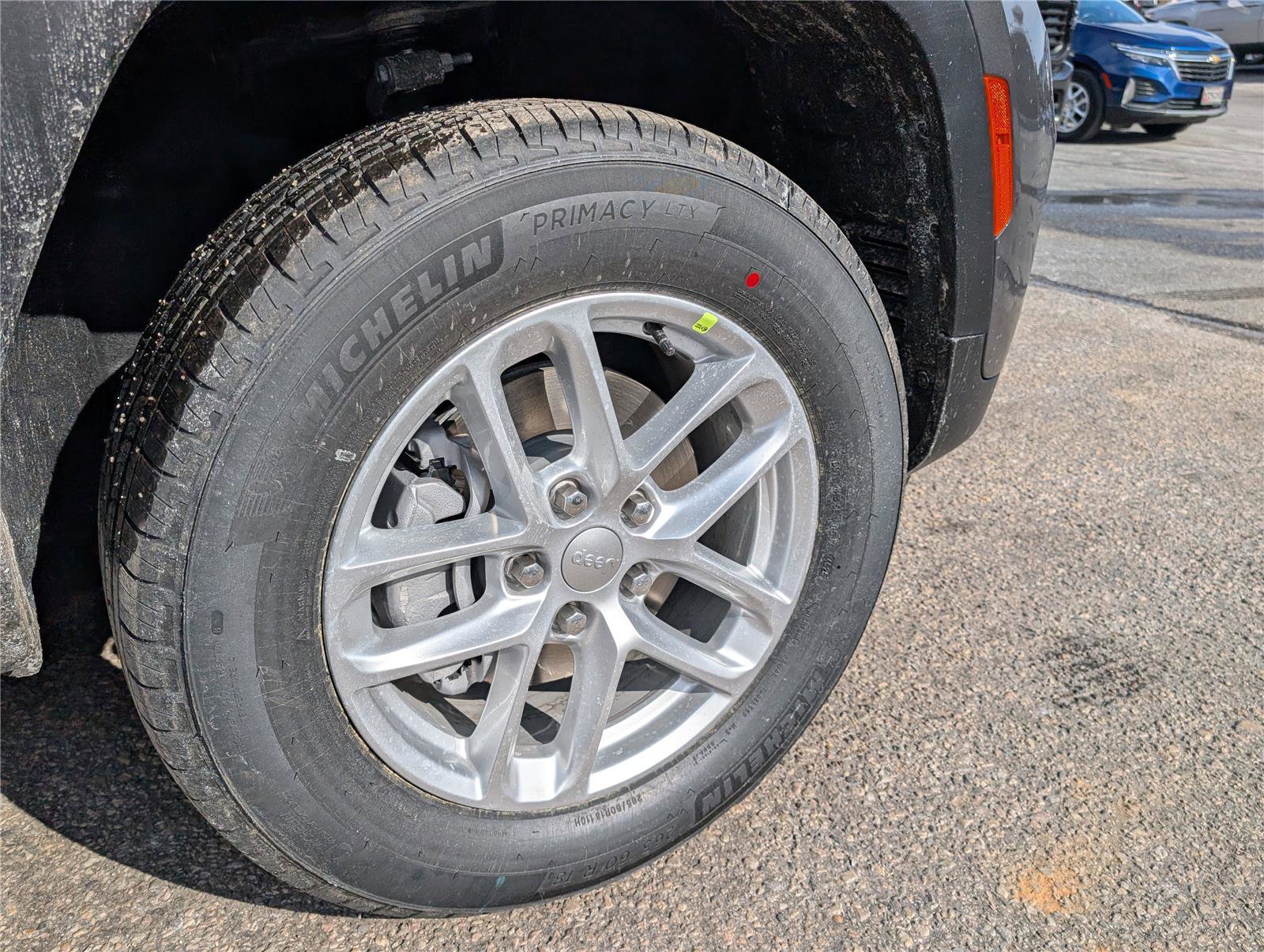 New 2026 Jeep Grand Cherokee Laredo image 5