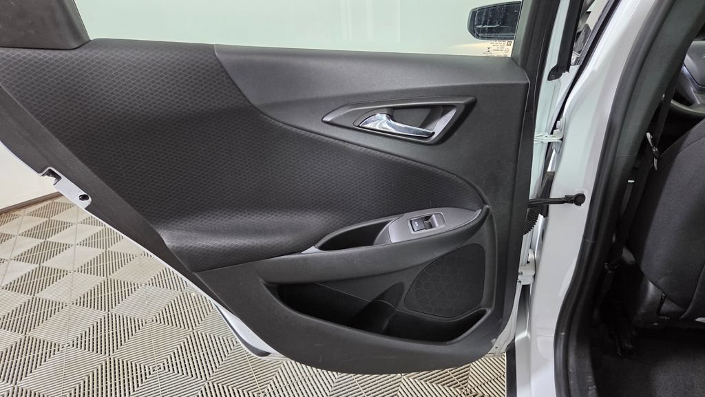 Used 2023 Chevrolet Malibu LT FWD image 26