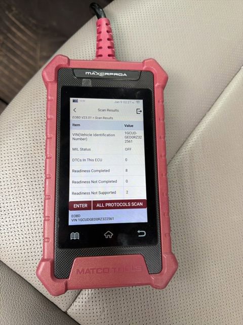 Used 2024 Chevrolet Silverado 1500 LTZ image 2