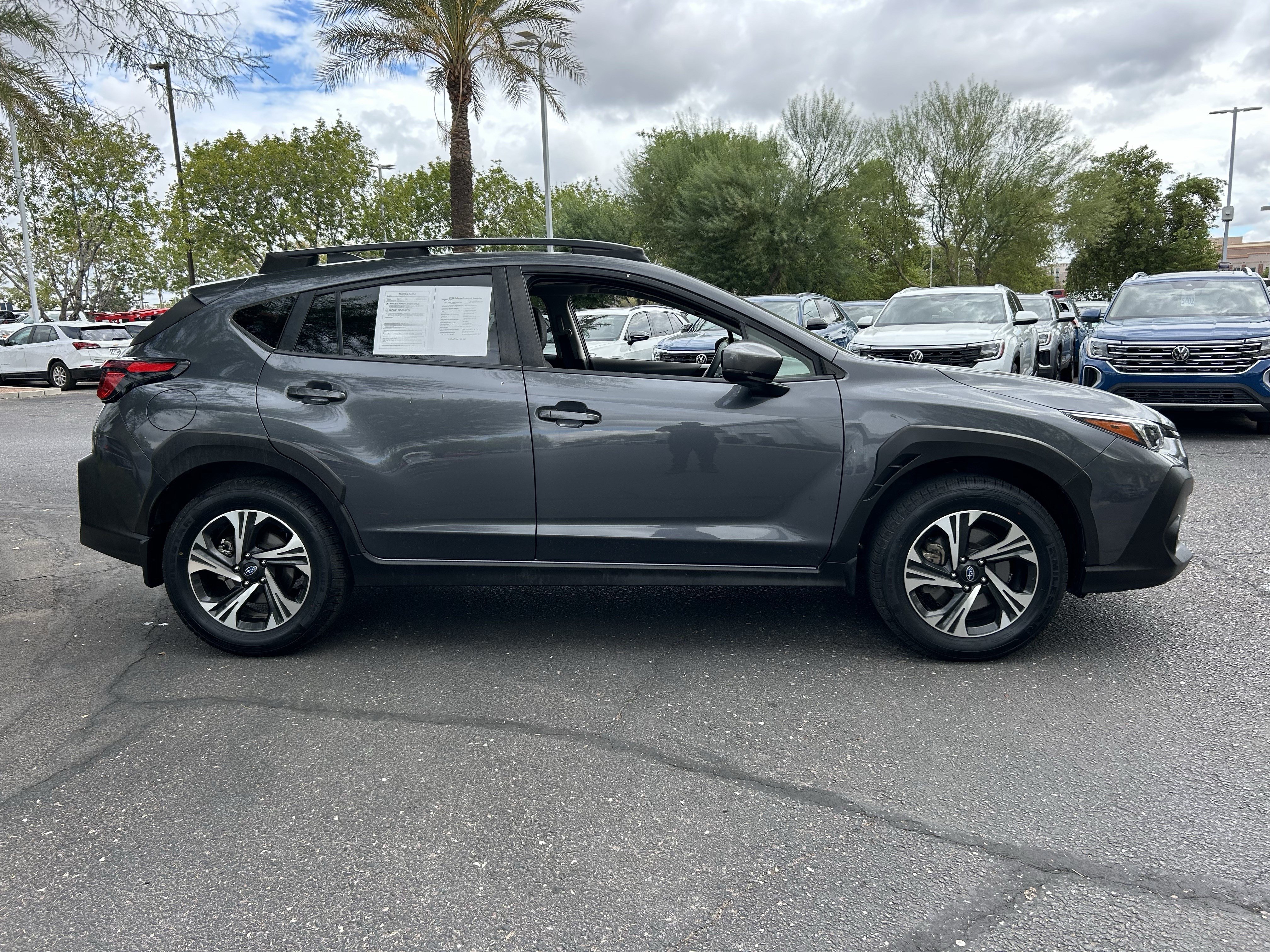 Used 2024 Subaru Crosstrek 2.0i Premium AWD/4WD image 5