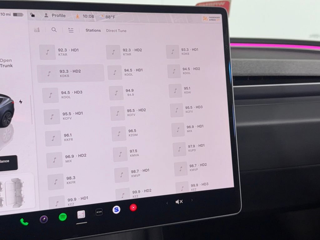 Used 2024 Tesla Model 3 Standard Range RWD image 16
