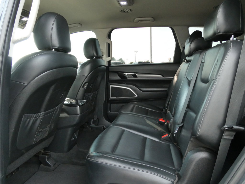 Used 2020 Kia Telluride LX AWD/4WD image 19