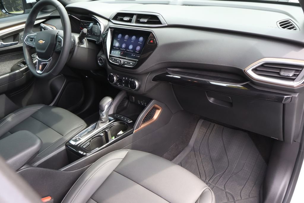 Used 2023 Chevrolet TrailBlazer ACTIV w/ Convenience Package image 37