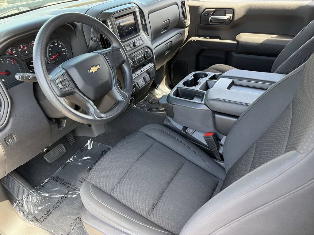 Used 2025 Chevrolet Silverado 1500 W/T w/ WT Value Package AWD/4WD image 12