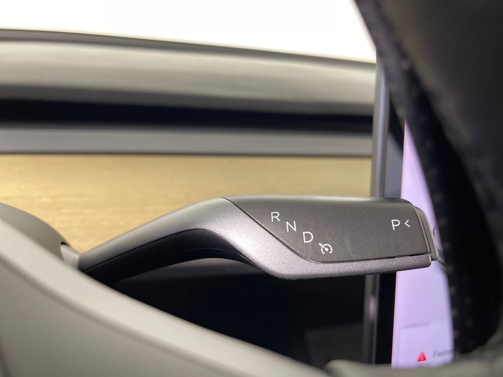 Used 2021 Tesla Model 3 Standard Range Plus image 24