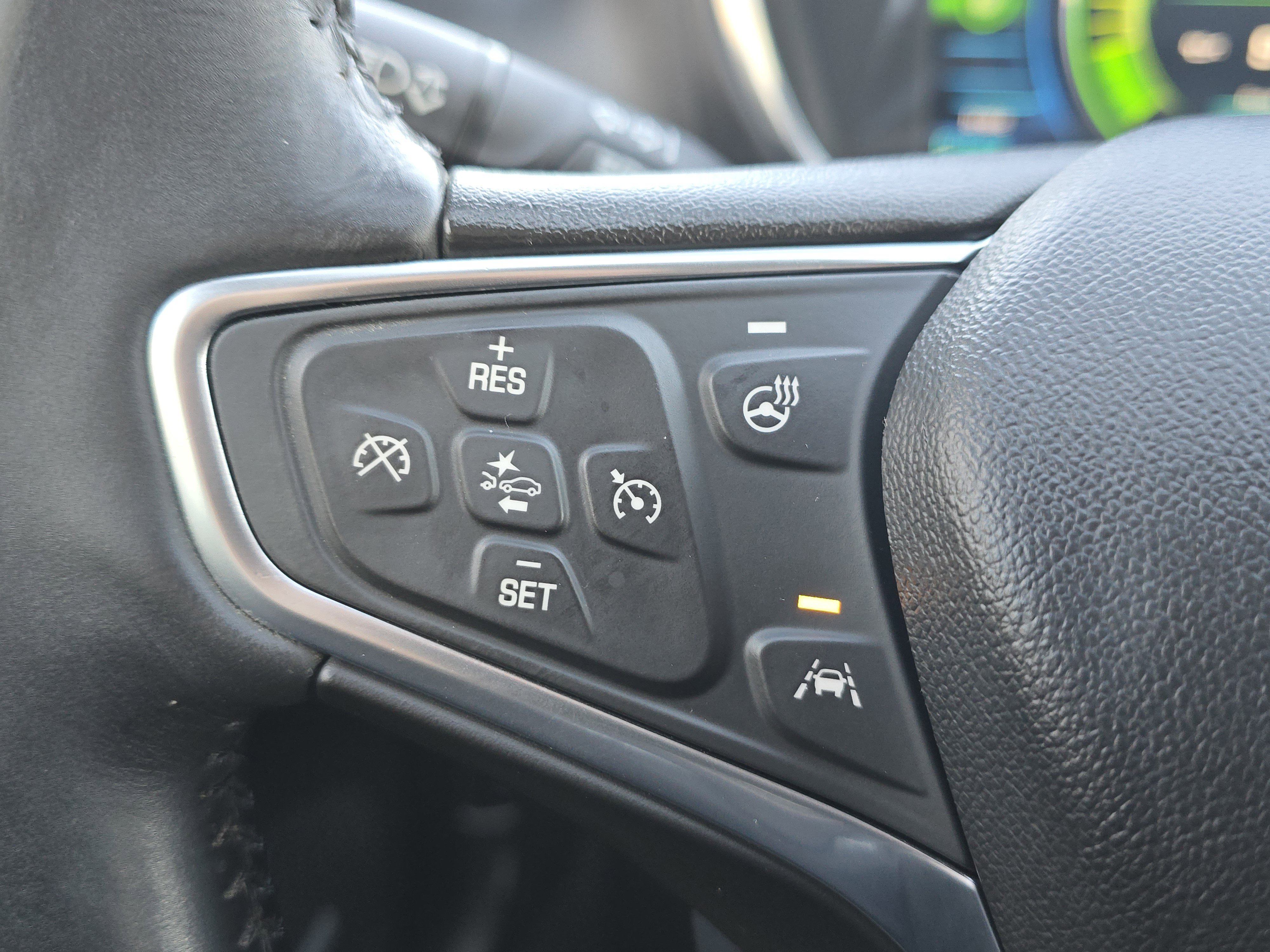 Used 2017 Chevrolet Volt Premier w/ Driver Confidence II Package image 25