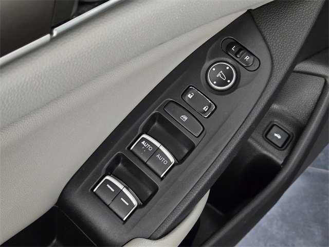 Used 2019 Honda Accord Hybrid image 38