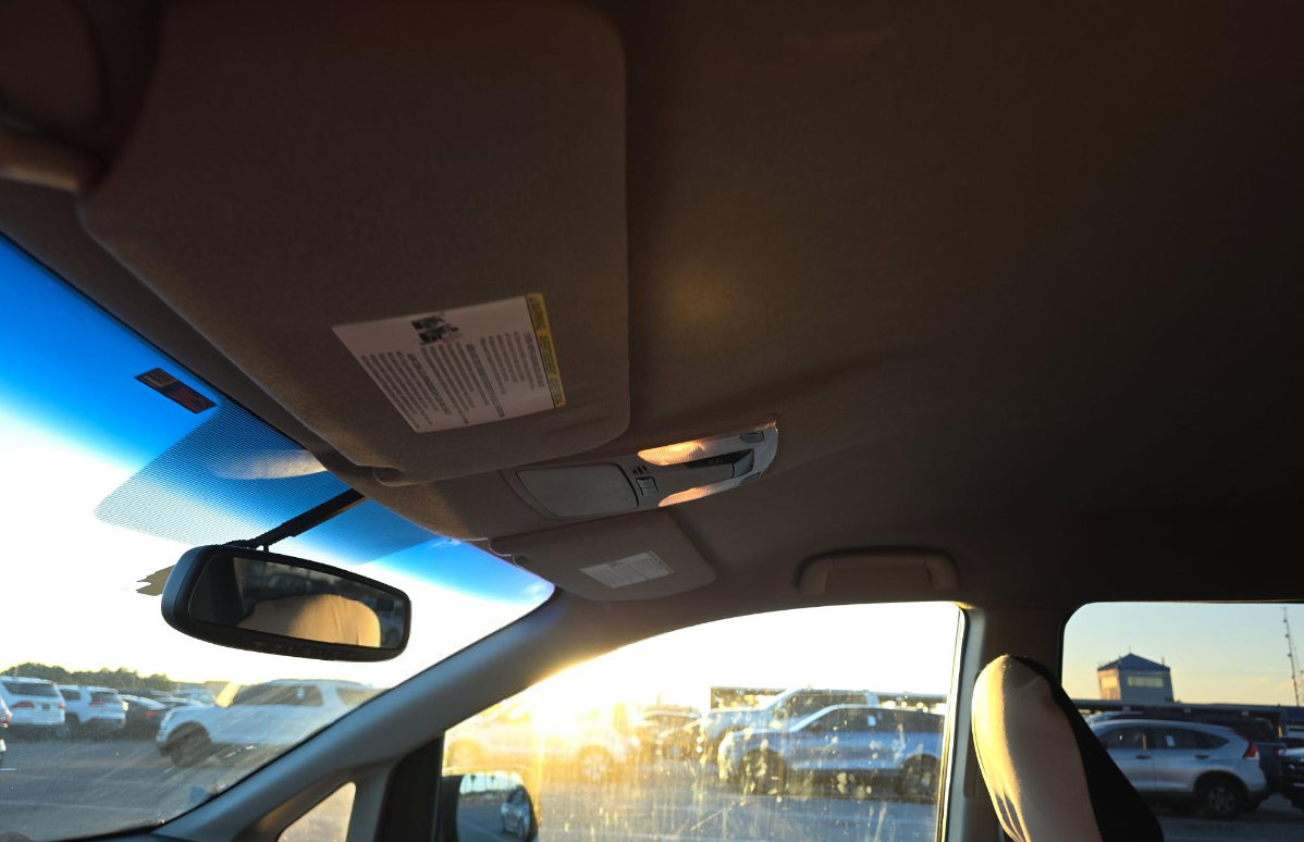 Used 2011 Toyota Sienna LE image 14