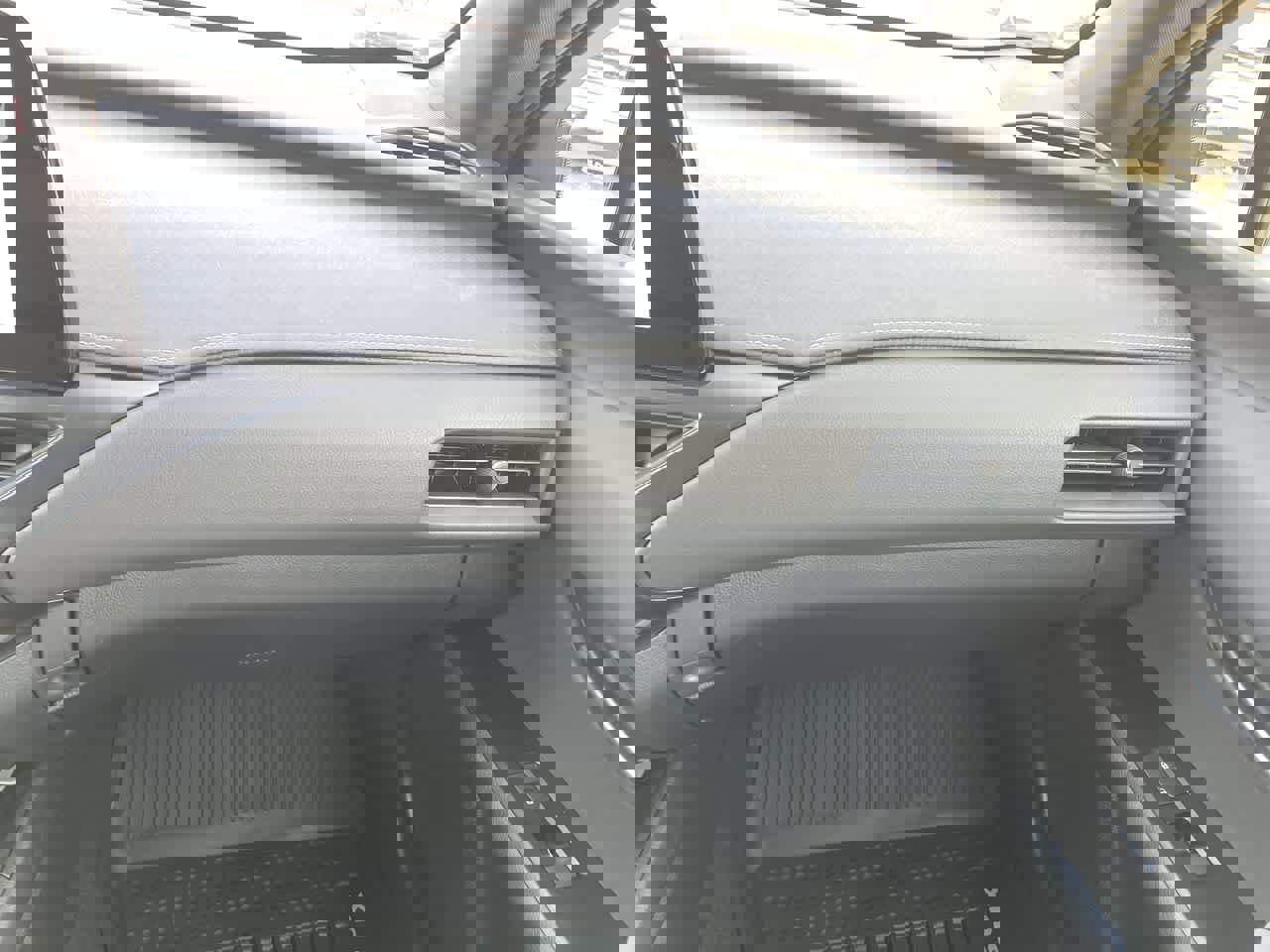 Used 2025 Lexus UX 300h AWD image 16