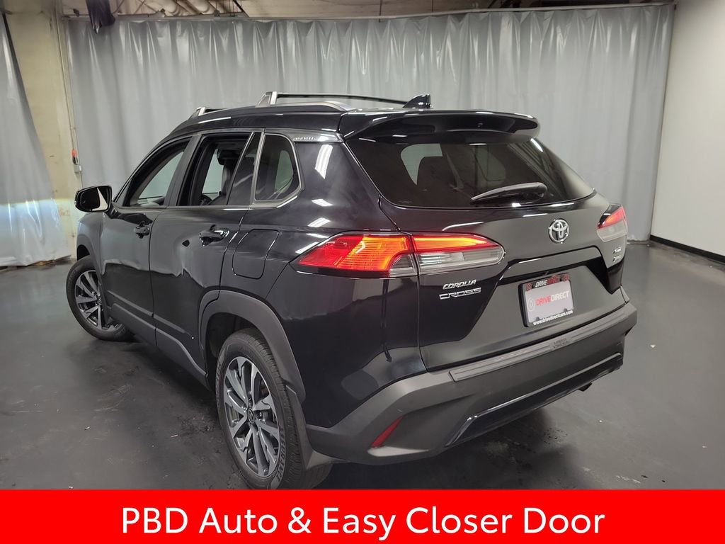 Used 2023 Toyota Corolla Cross XLE w/ Convenience Package image 6