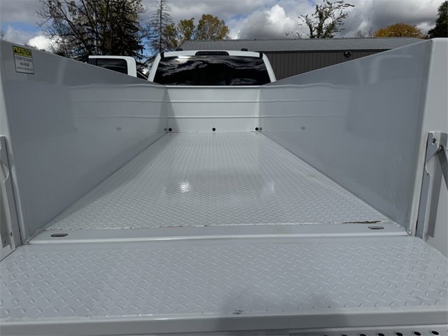 New 2025 Ford F550 4x4 SuperCab Super Duty w/ XL Chrome Package image 16