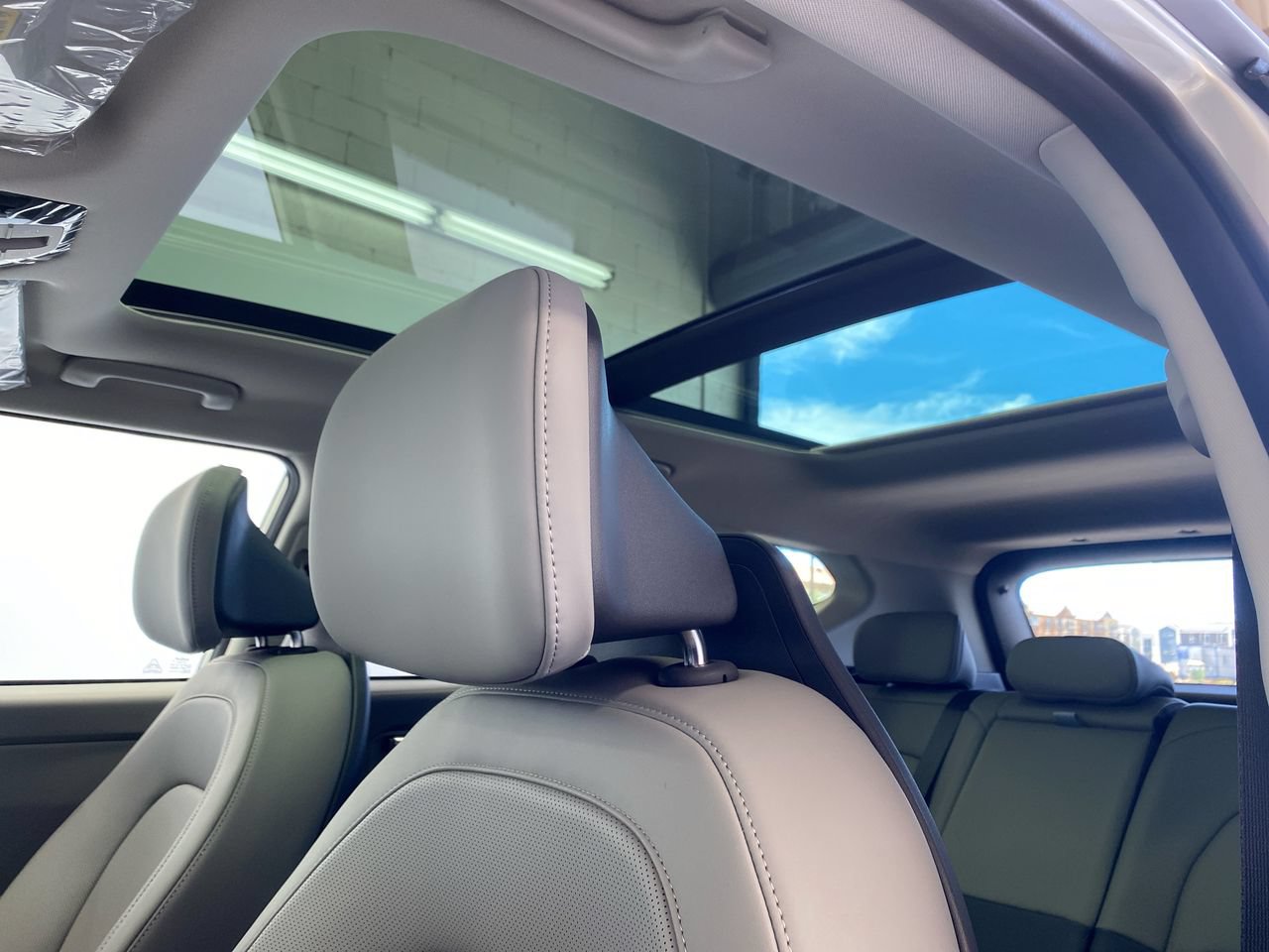 New 2027 Kia Seltos EX w/ EX Panoramic Sunroof Package FWD image 19