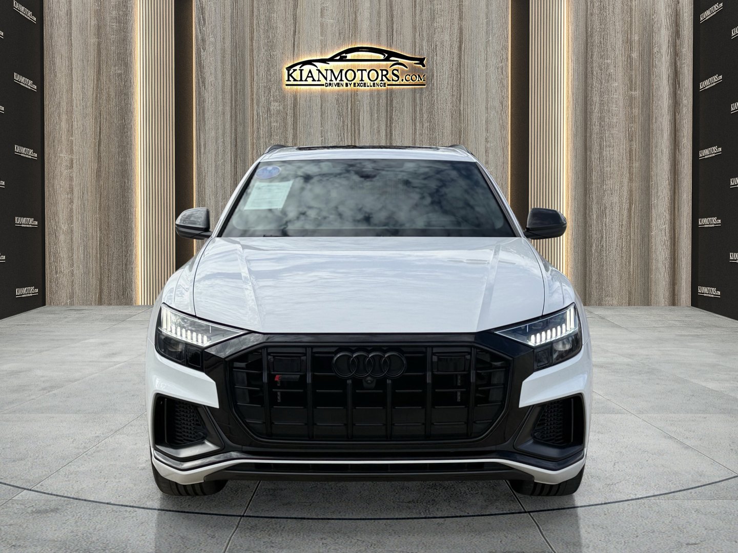 Used 2023 Audi SQ8 Prestige image 2