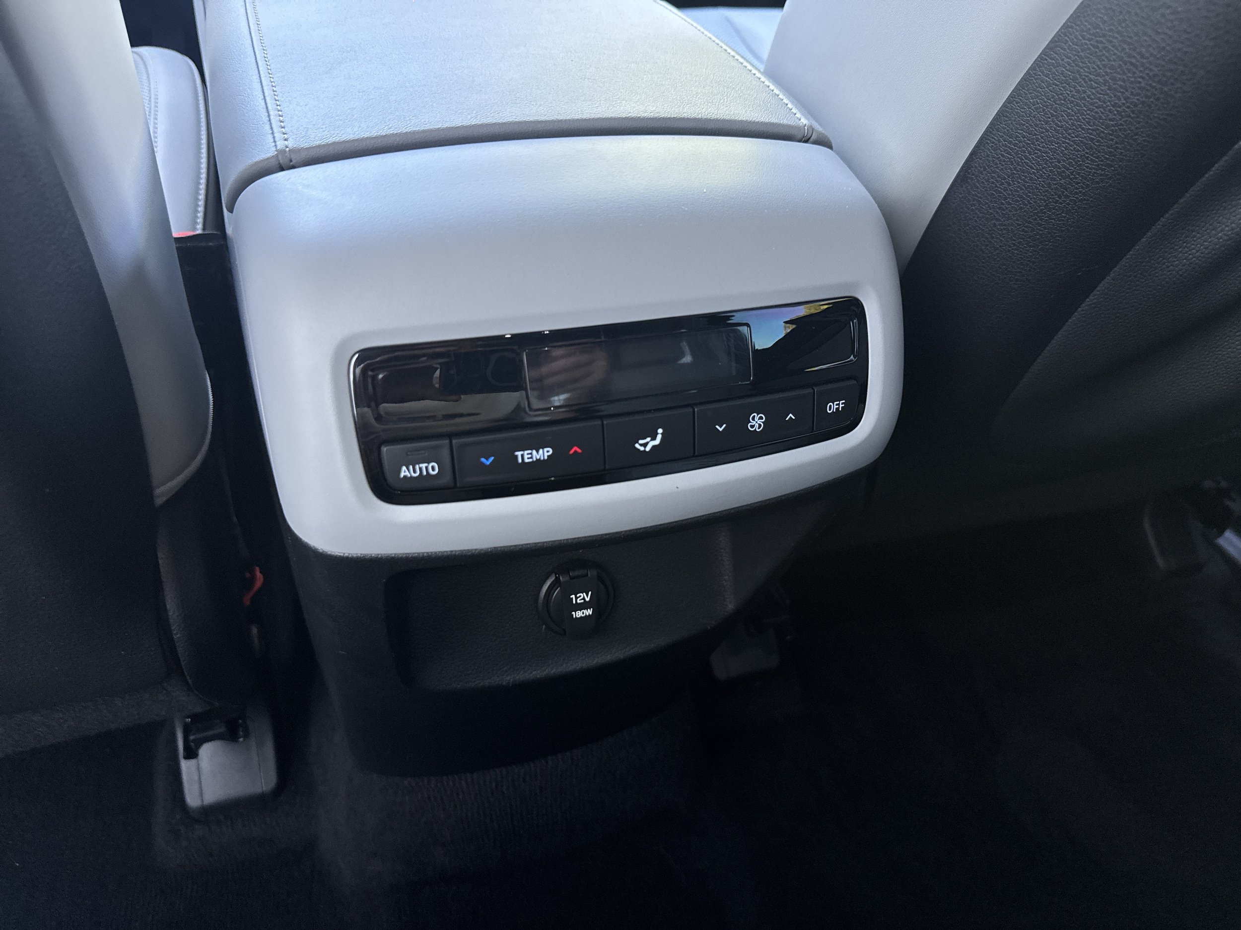Used 2023 Hyundai Palisade SEL AWD/4WD image 19