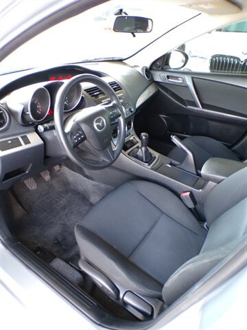 Used 2011 MAZDA MAZDA3 i Touring FWD image 13