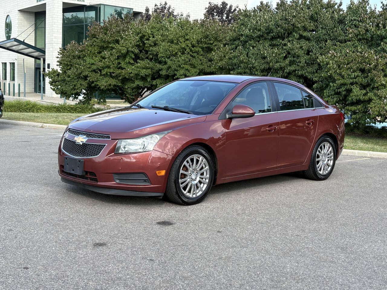 Used 2013 Chevrolet Cruze Eco FWD image 1