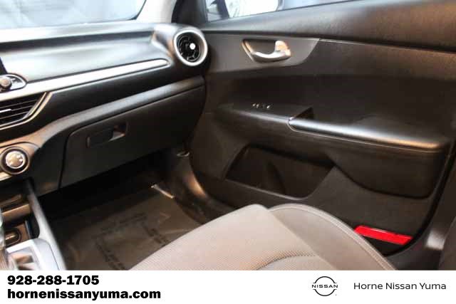 Used 2021 Kia Forte LXS FWD image 11
