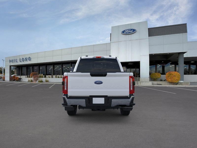 New 2026 Ford F350 XLT w/ XLT Premium Package AWD/4WD image 5