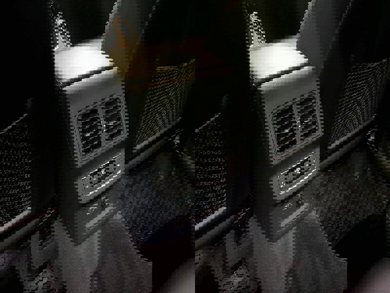 Used 2023 Audi SQ5 Prestige w/ Prestige Package image 34