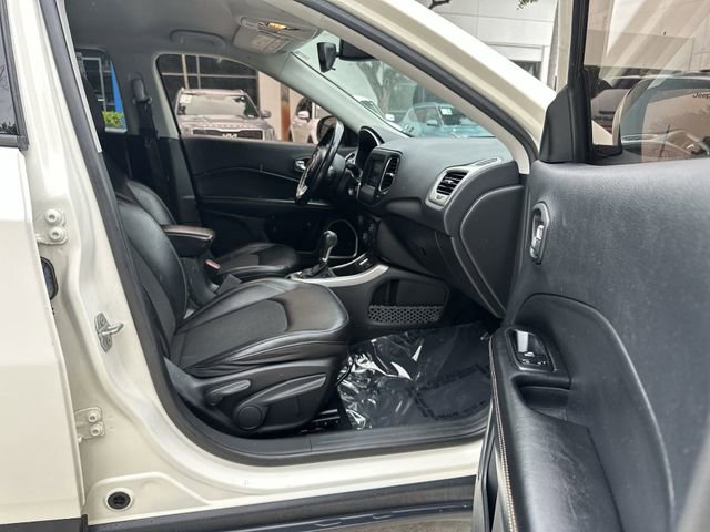 Used 2020 Jeep Compass Latitude FWD image 29