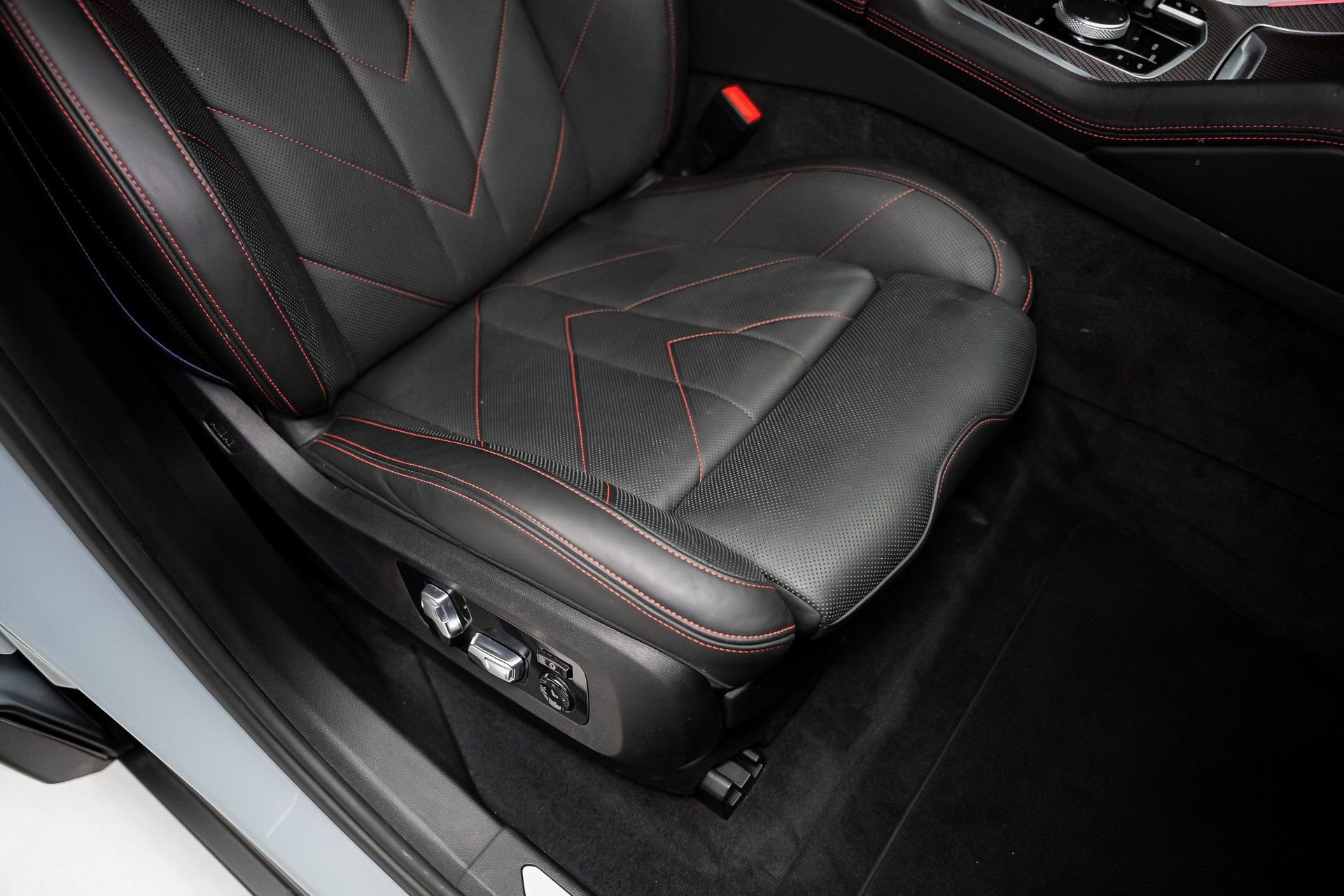 Used 2024 BMW XM Label Red image 69