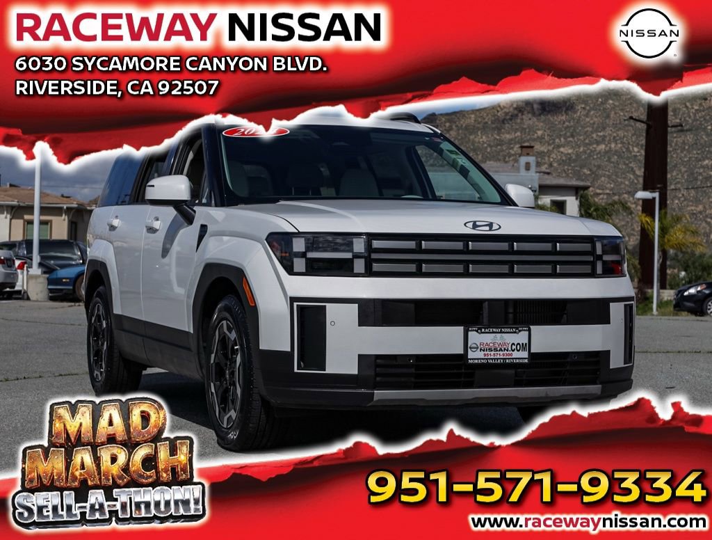 Used 2024 Hyundai Santa Fe SEL image 1