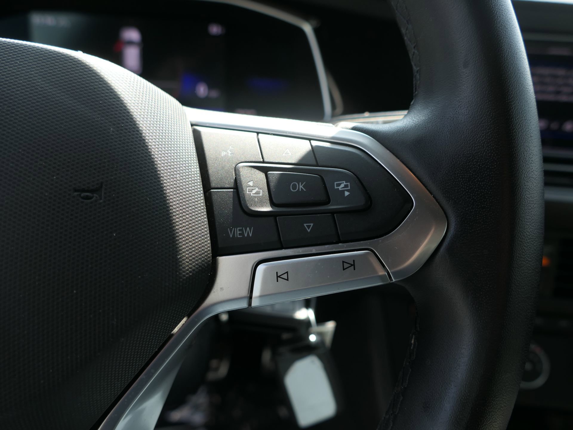 Used 2023 Volkswagen Jetta Sport FWD image 17