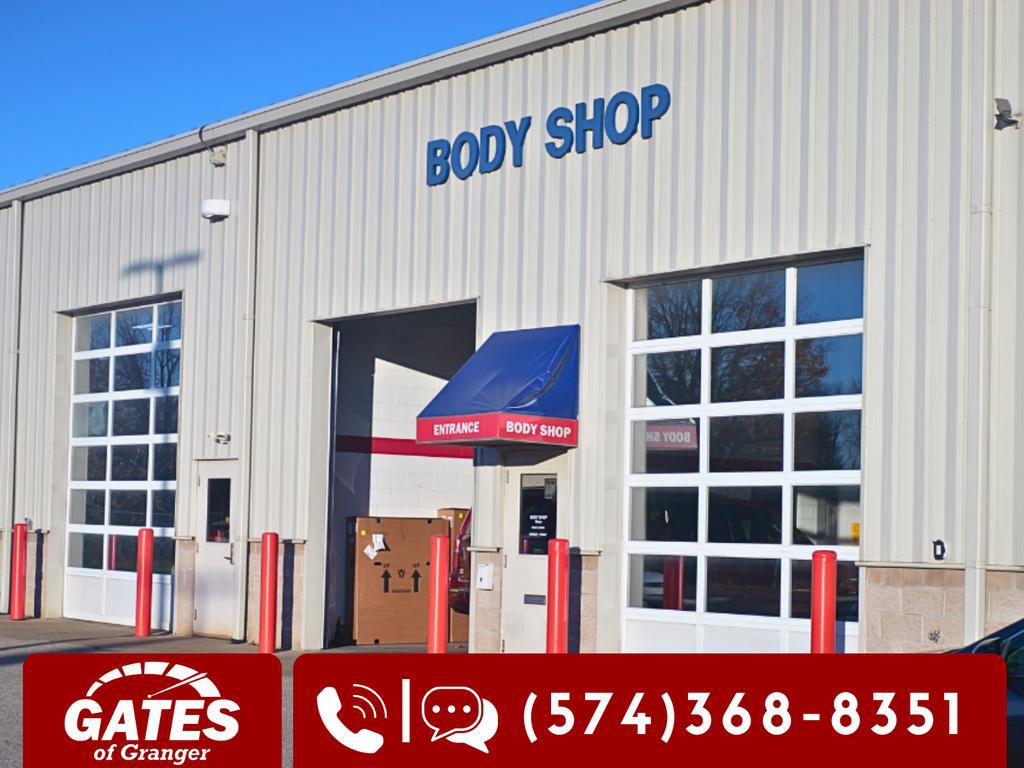 Used 2019 Chrysler 300 Touring w/ Sport Appearance Package AWD/4WD image 8