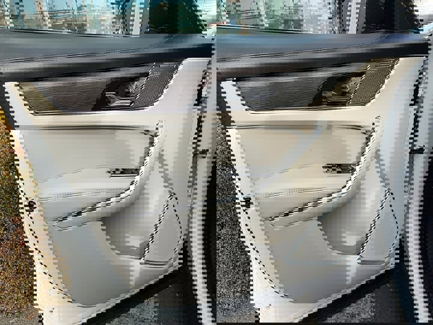 Used 2022 Jaguar F-PACE S image 22