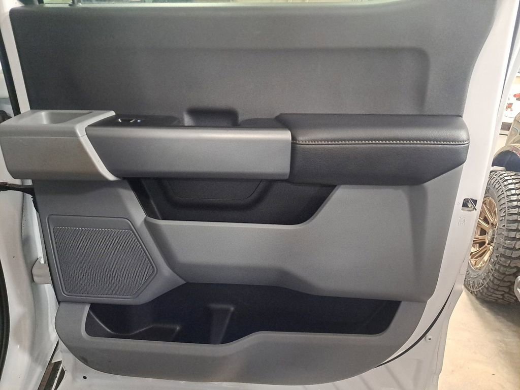 Used 2024 Ford F350 XLT w/ FX4 Off-Road Package image 20