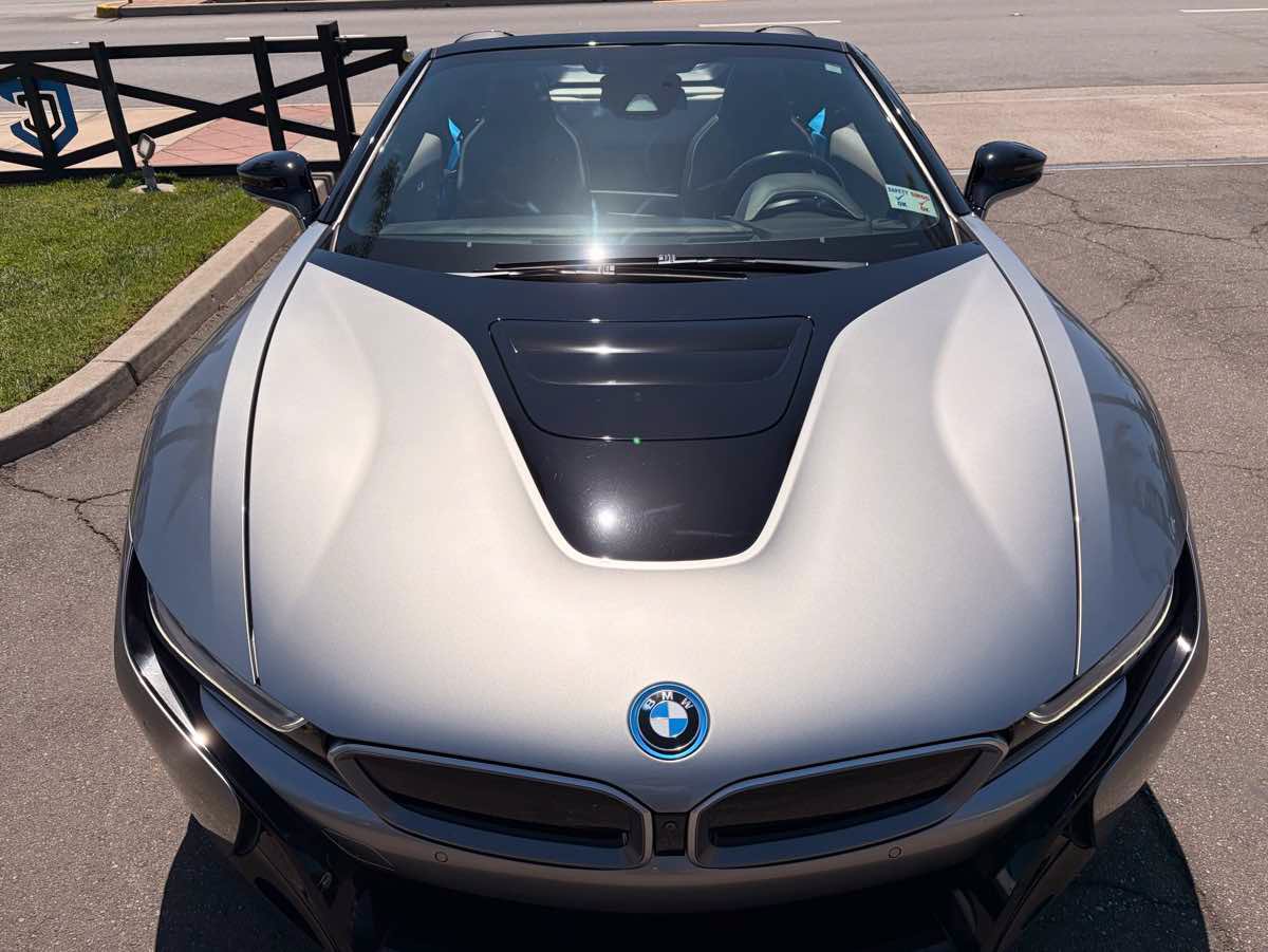 Used 2019 BMW i8 Roadster AWD/4WD image 11