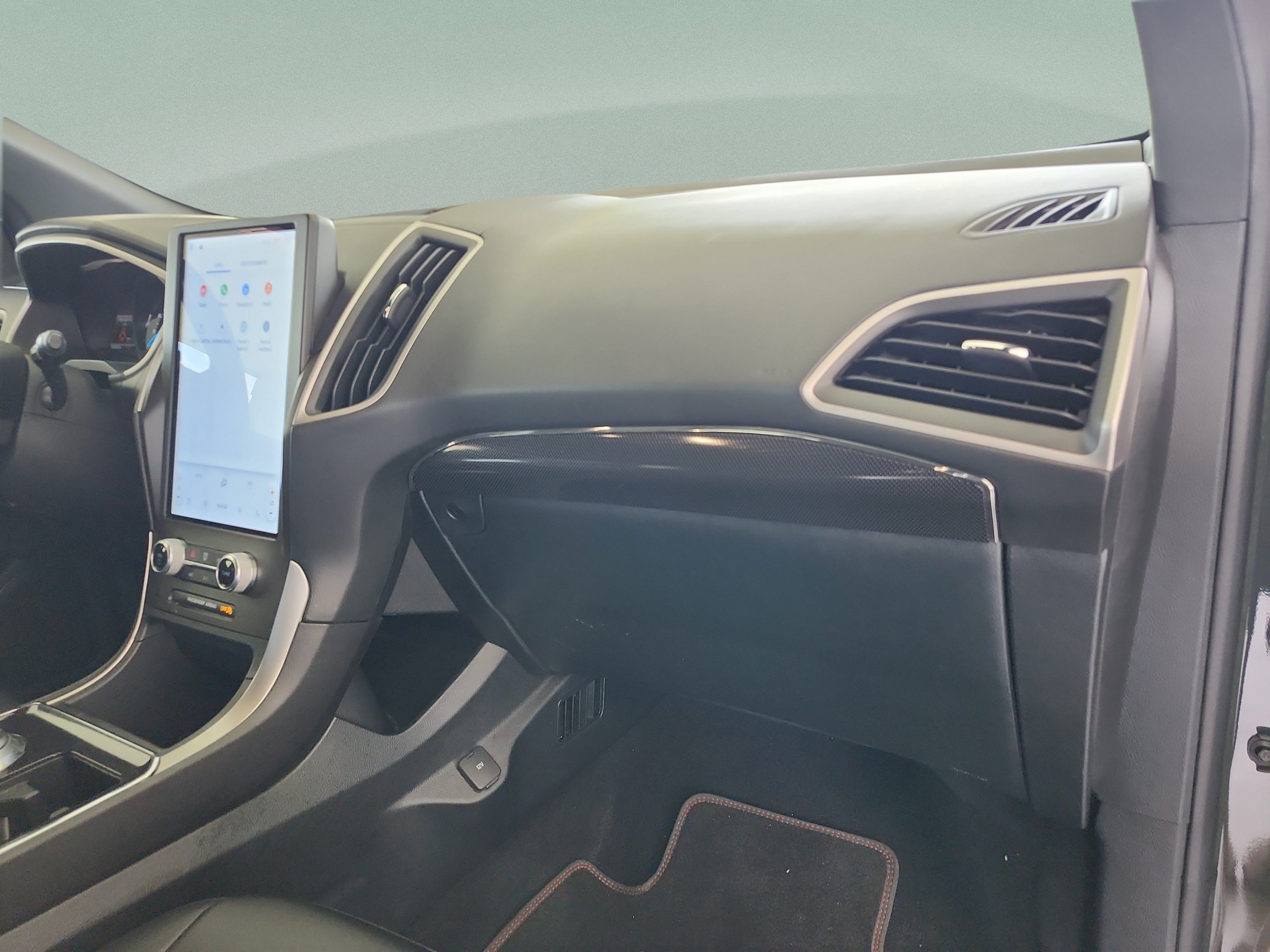 Certified 2021 Ford Edge ST-Line FWD image 21