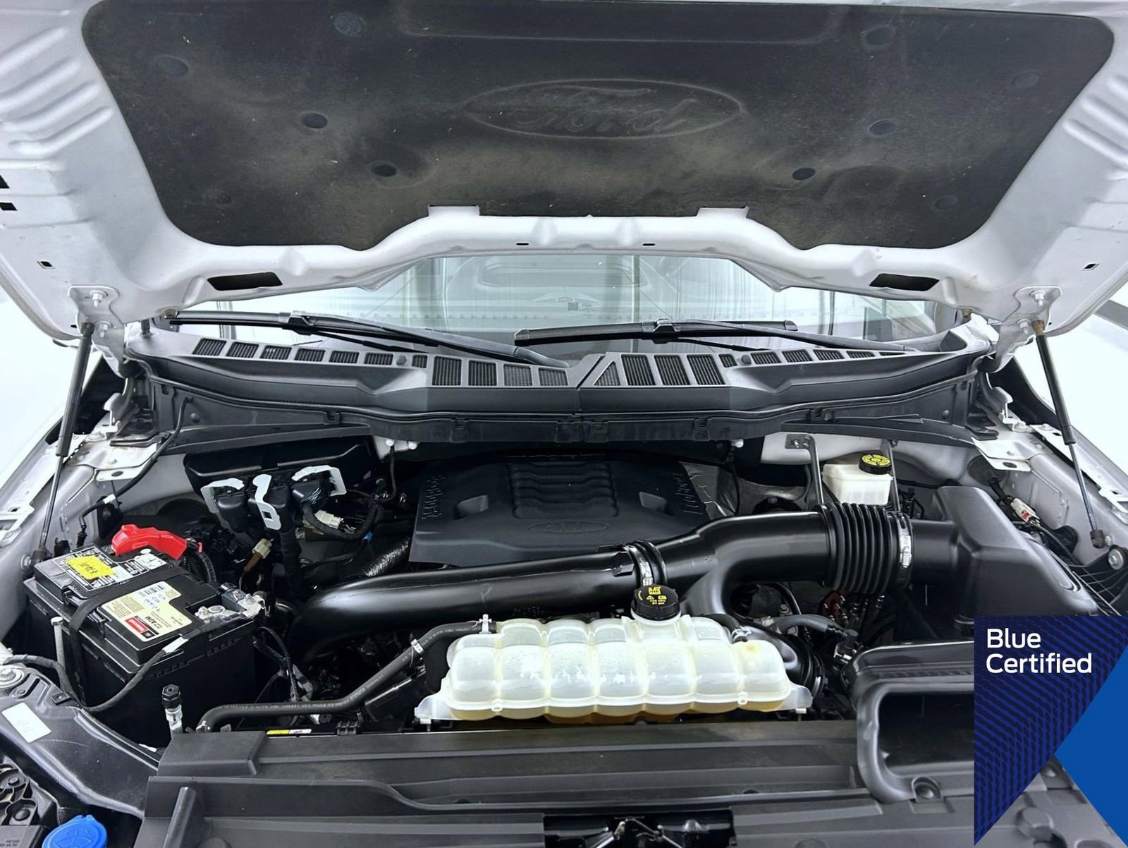 Certified 2022 Ford F150 Lariat w/ Equipment Group 502A High image 24