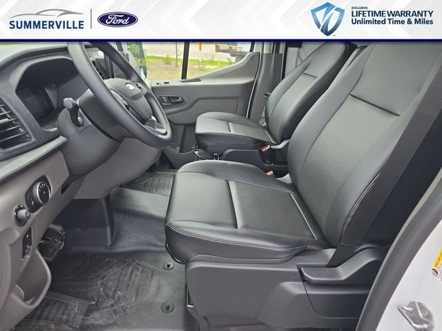 New 2026 Ford Transit 250 148 Medium Roof RWD image 17