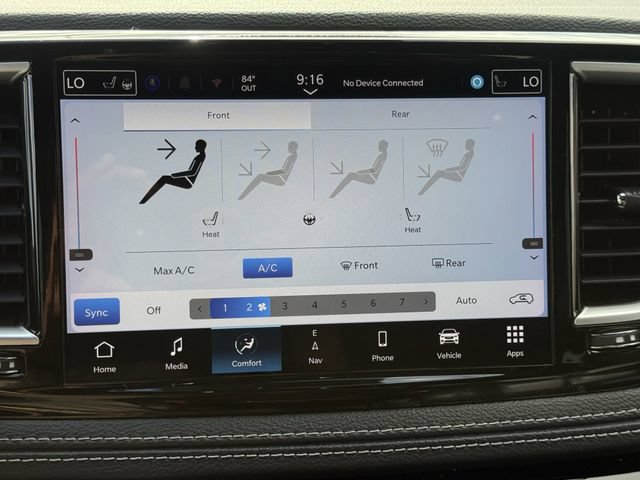 Used 2024 Chrysler Pacifica Limited FWD image 19
