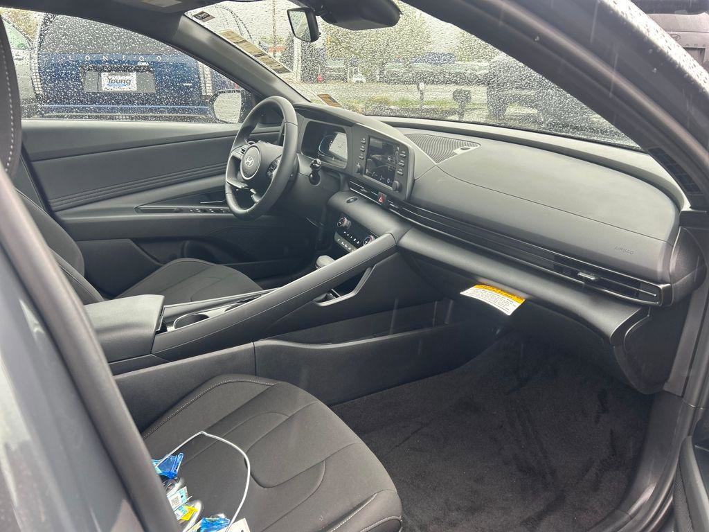 New 2026 Hyundai Elantra SEL Sport Premium image 13