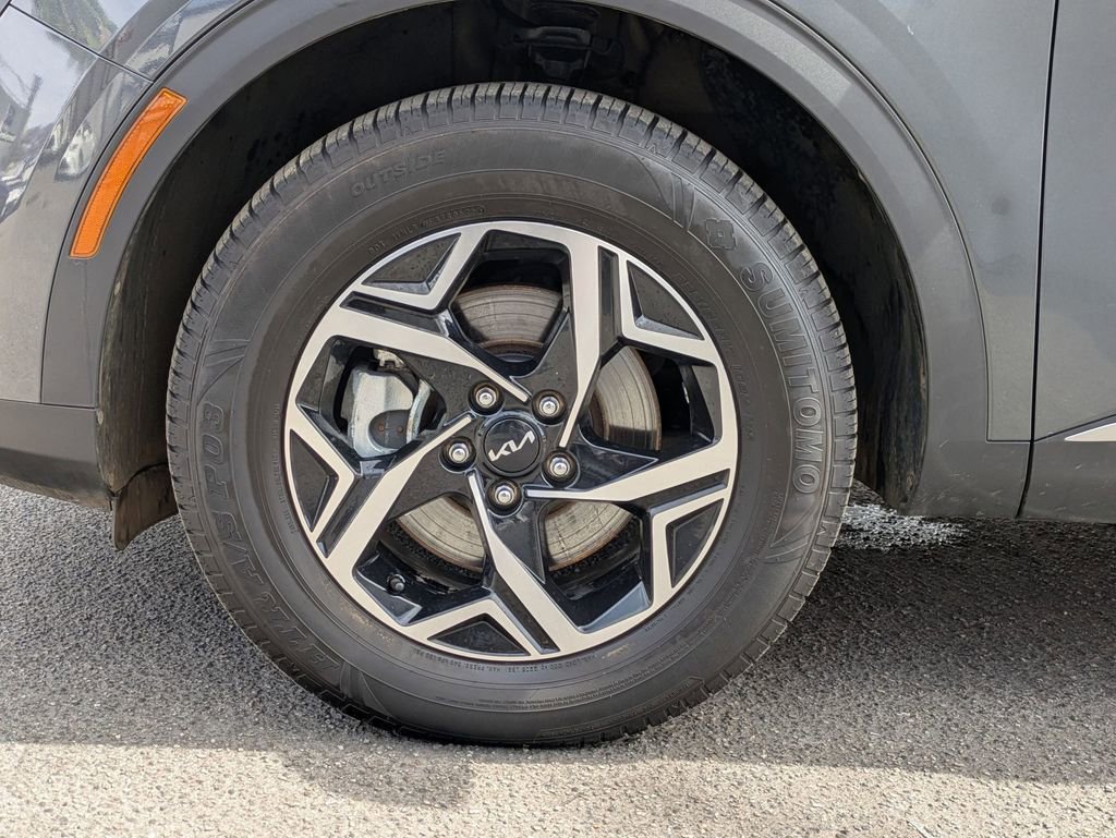 Used 2023 Kia Sportage LX image 31