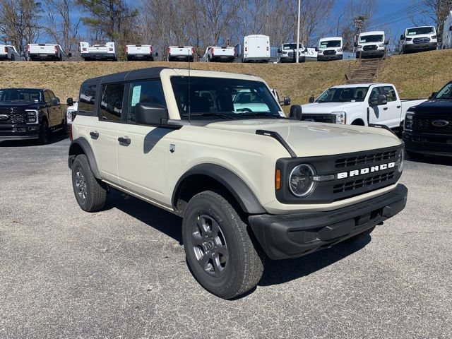 New 2026 Ford Bronco Big Bend AWD/4WD image 2