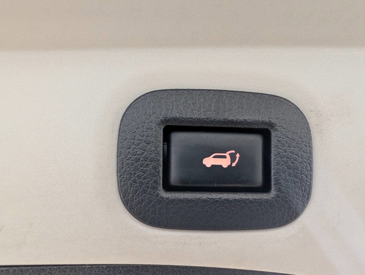 Used 2019 Nissan Rogue SL image 16