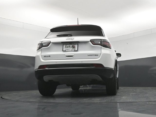Used 2024 Jeep Compass Limited w/ Elite Group AWD/4WD image 23