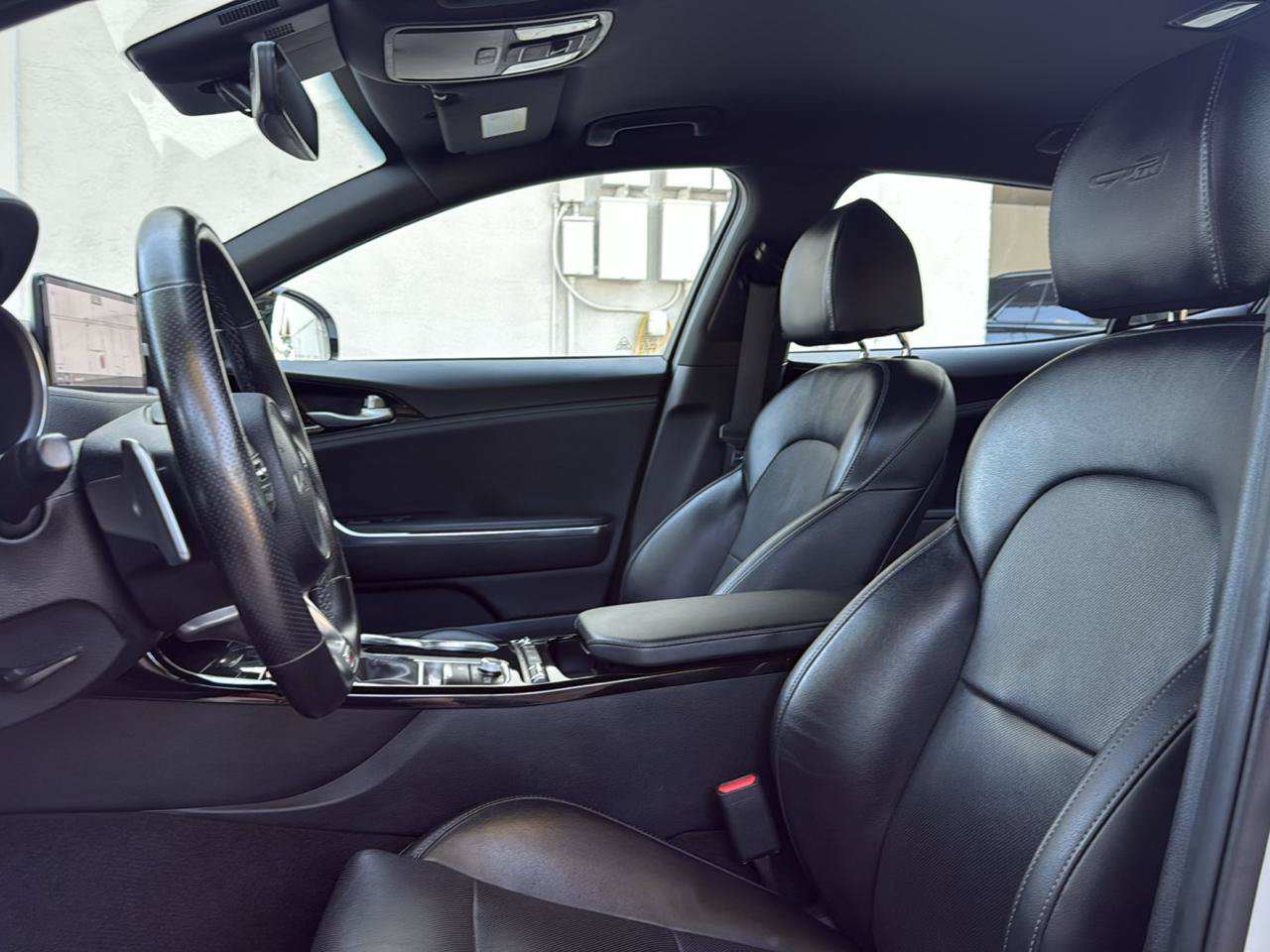Used 2022 Kia Stinger GT-Line RWD image 46