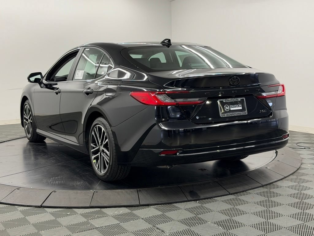 Used 2026 Toyota Camry XLE FWD image 10