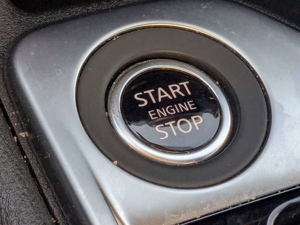 Used 2024 Nissan Sentra SV FWD image 30