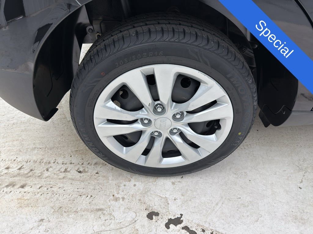 Used 2020 Kia Soul LX image 11