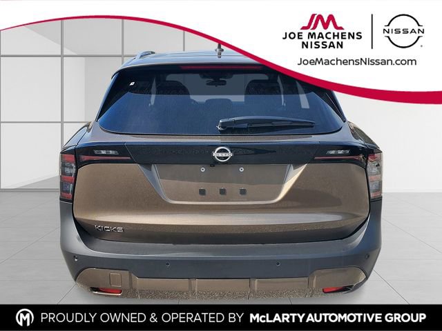 New 2026 Nissan Kicks SV w/ SV Premium Package FWD image 5