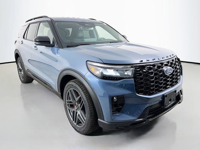 New 2026 Ford Explorer ST-Line w/ ST-Line Street Pack image 1