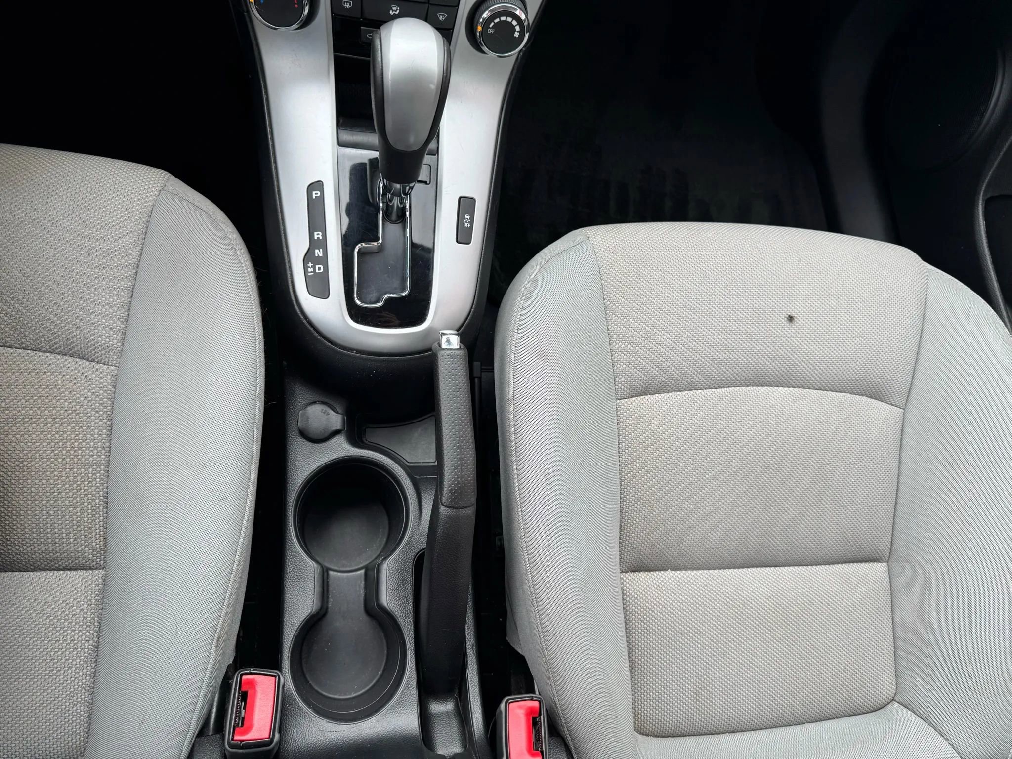 Used 2014 Chevrolet Cruze LT w/ Technology Package image 18