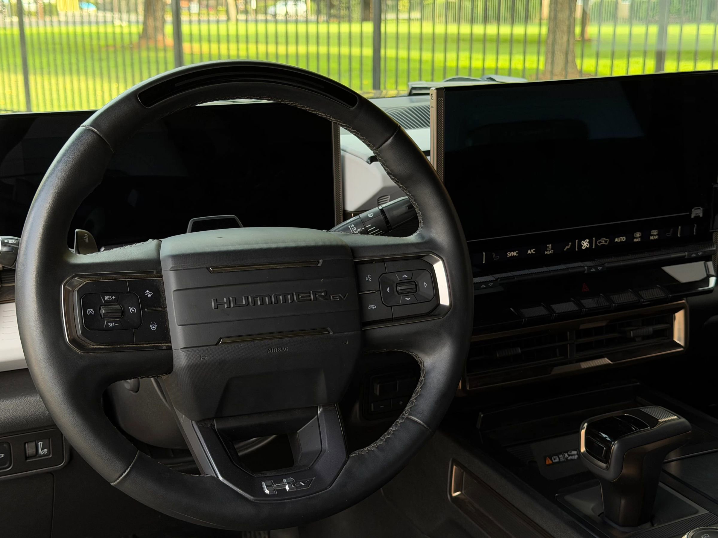 Used 2024 GMC Hummer EV 2X image 18